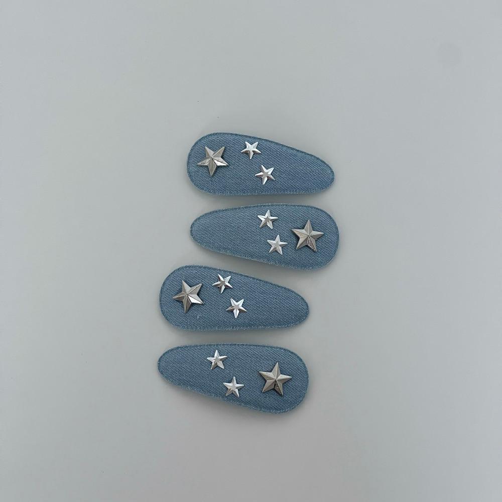 y2k blue MM pin