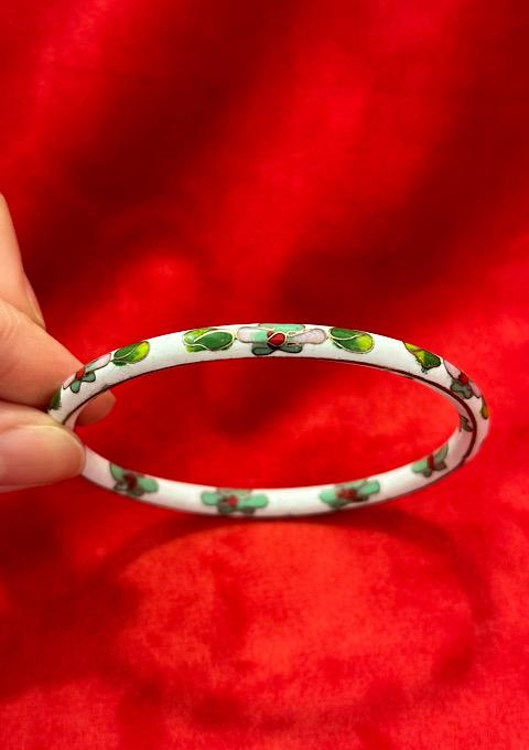 White 七寶 Bangle