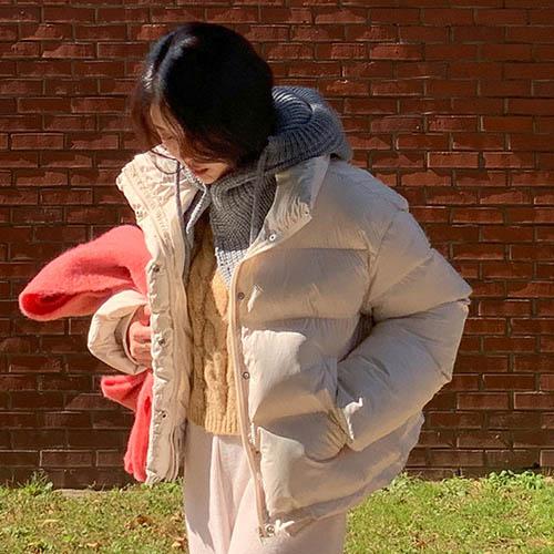 디어먼트 [어워즈세일] [단독] ❄️[당일발송/3만장돌파][S,M/숏패딩][MNLB] 블리스 프리미엄 웰론 하이넥 숏 패딩 점퍼