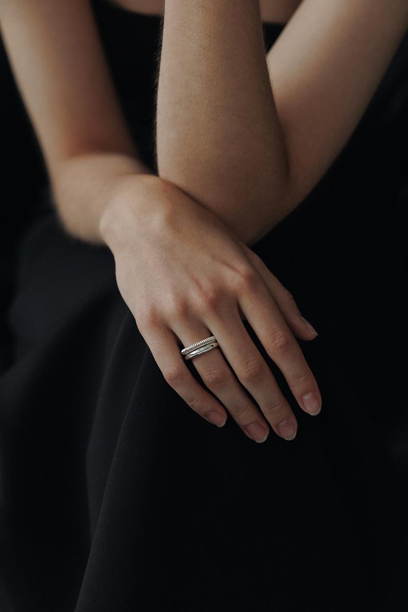 Ribbed Circle Ring_silver