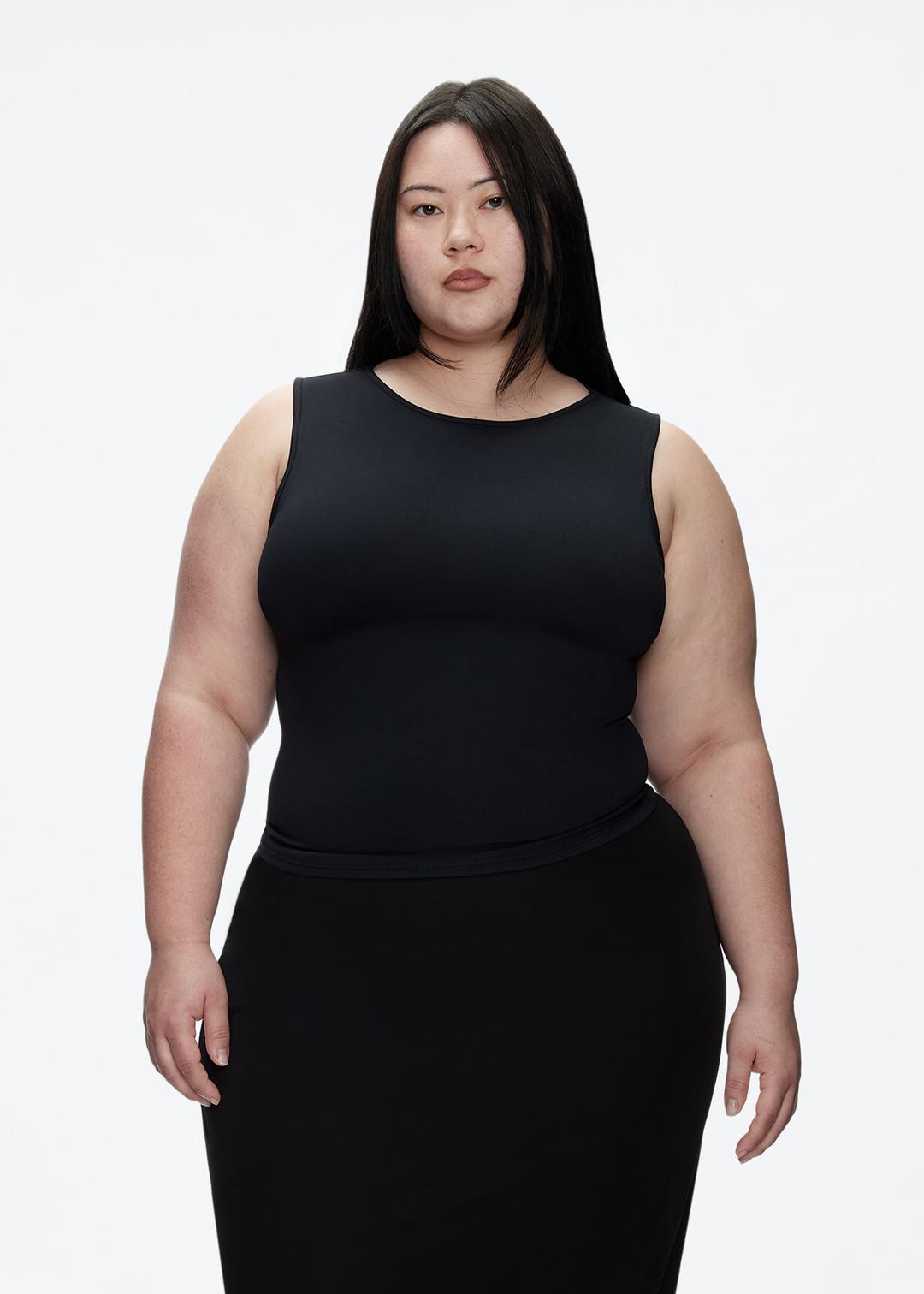 Straight Neck Sleeveless Top in Black - Tank Air
