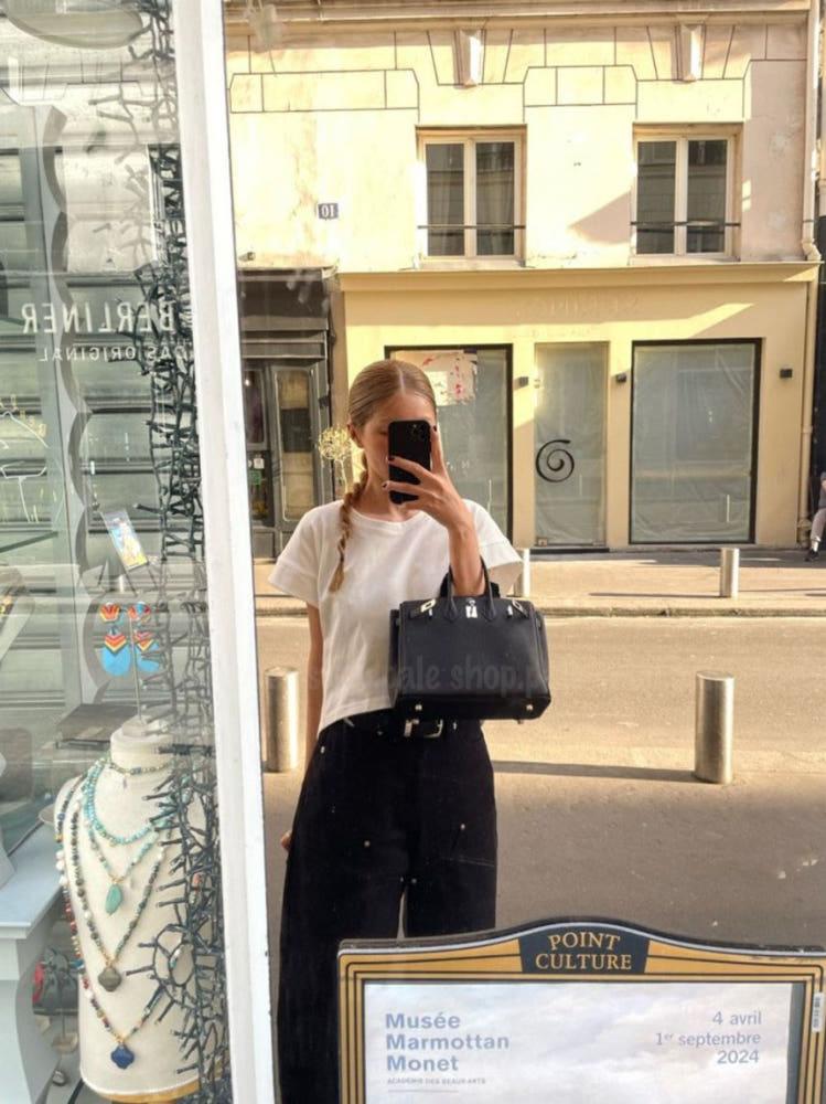 (당일) 아웃핏 하시 티셔츠 유니크 절개 말라핏 크롭 반팔티셔츠 프리미엄