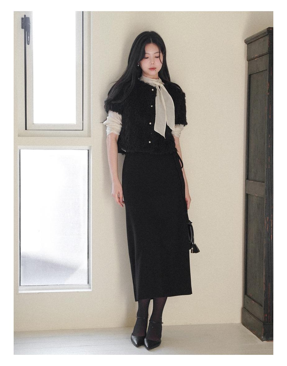 와이너리 하프 라운드 퍼 가디건 [블랙]