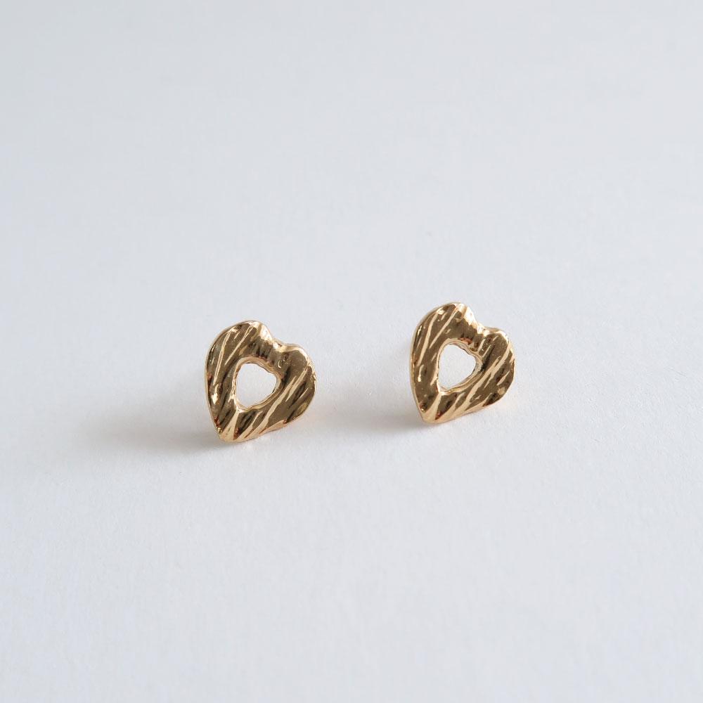 Heartline earring