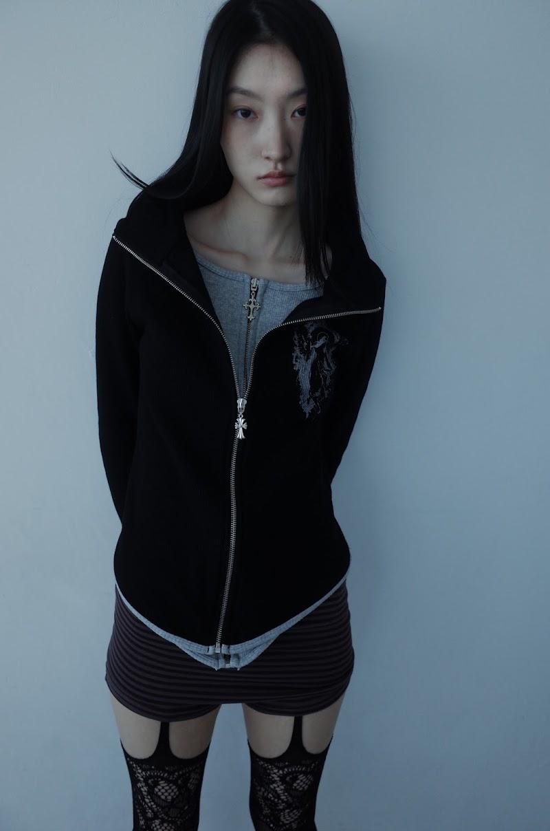 Wind double layered zip up SALE