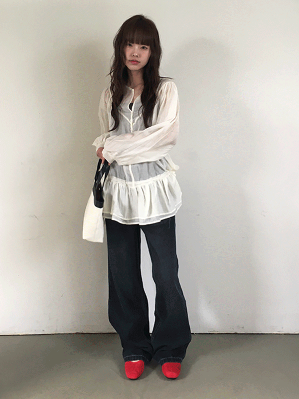 뮤즈 프릴 레이어드 블라우스