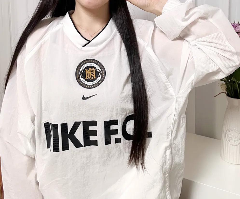 [최저가/당일발송] 나이키 남녀공용 루즈핏 브이넥 블록코어룩 맨투맨 FC 사커 트레이닝 탑 5039 미국나이키