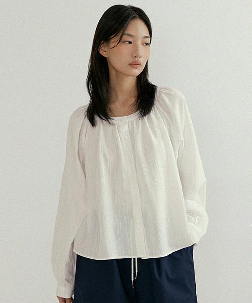 stripe shirring volume blouse-ivory