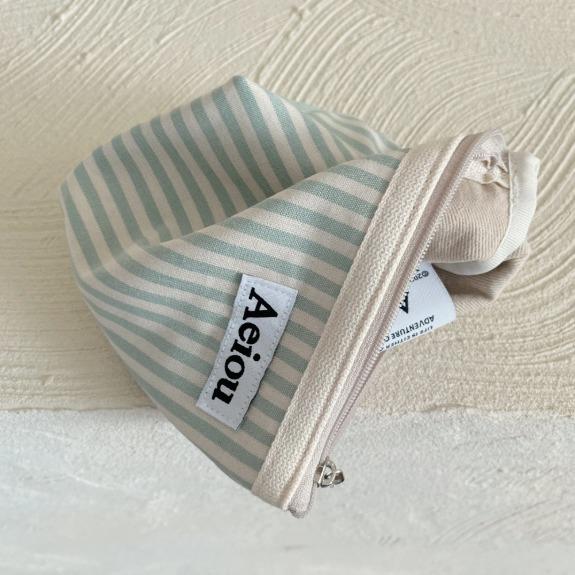 Aeiou Basic Pouch (M size)Village green