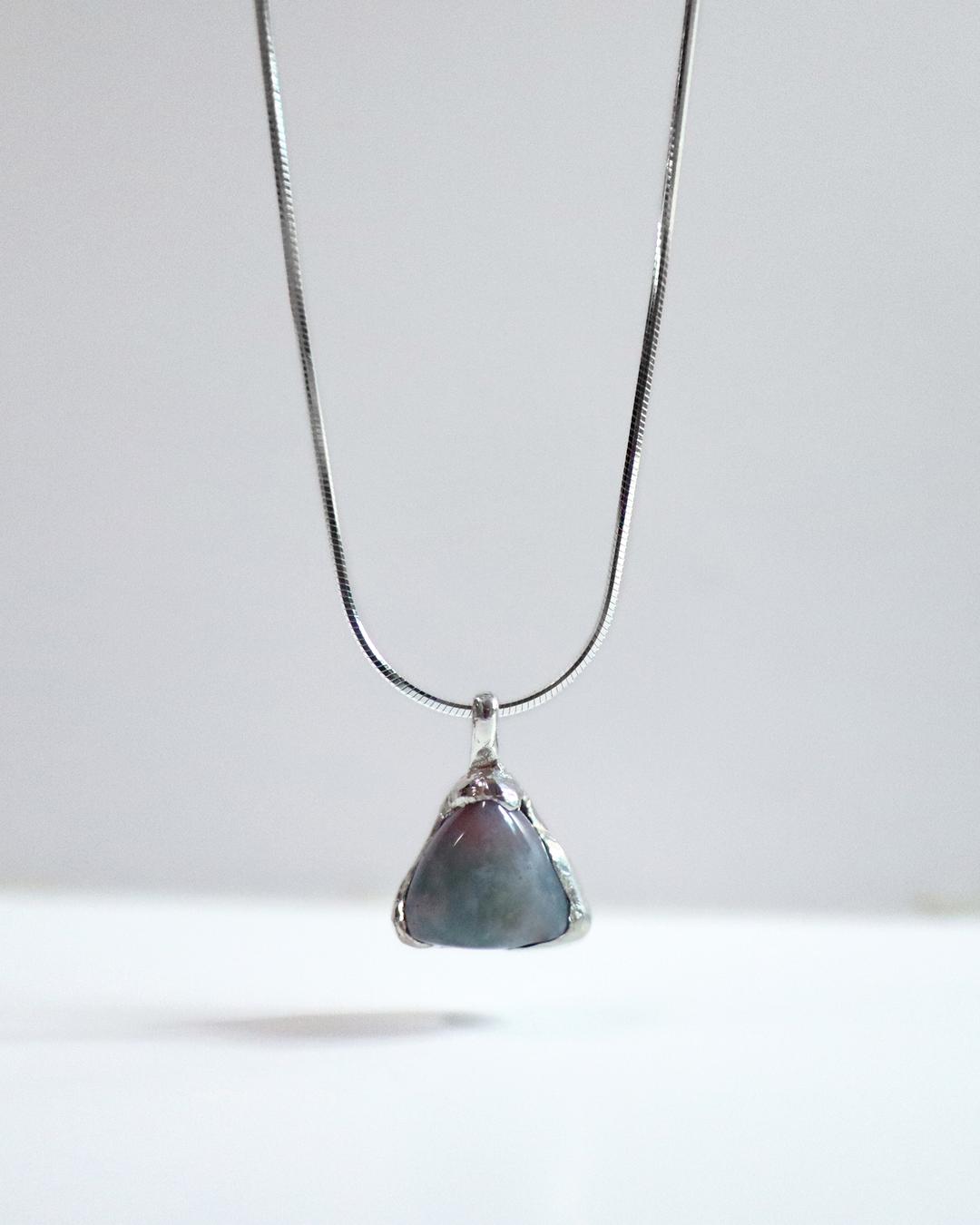 [ Silver925 ] Rough texture triangle gemstone necklace