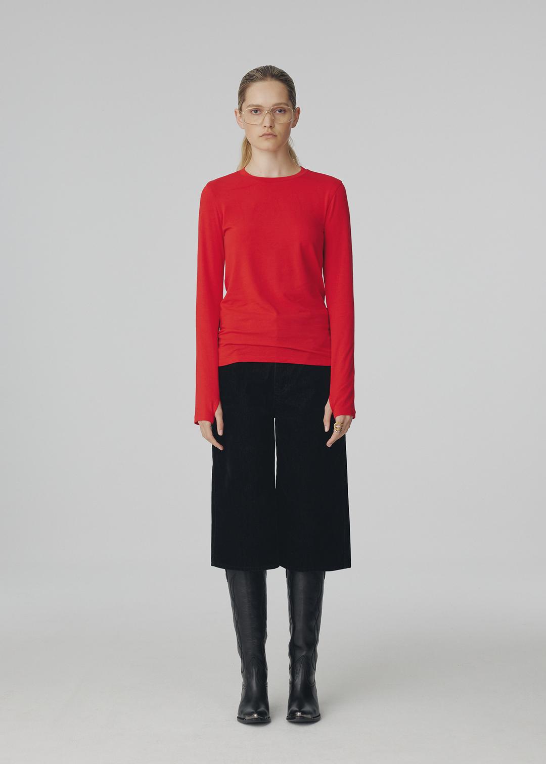 [2ND] Finger Hole T-Shirts, Red