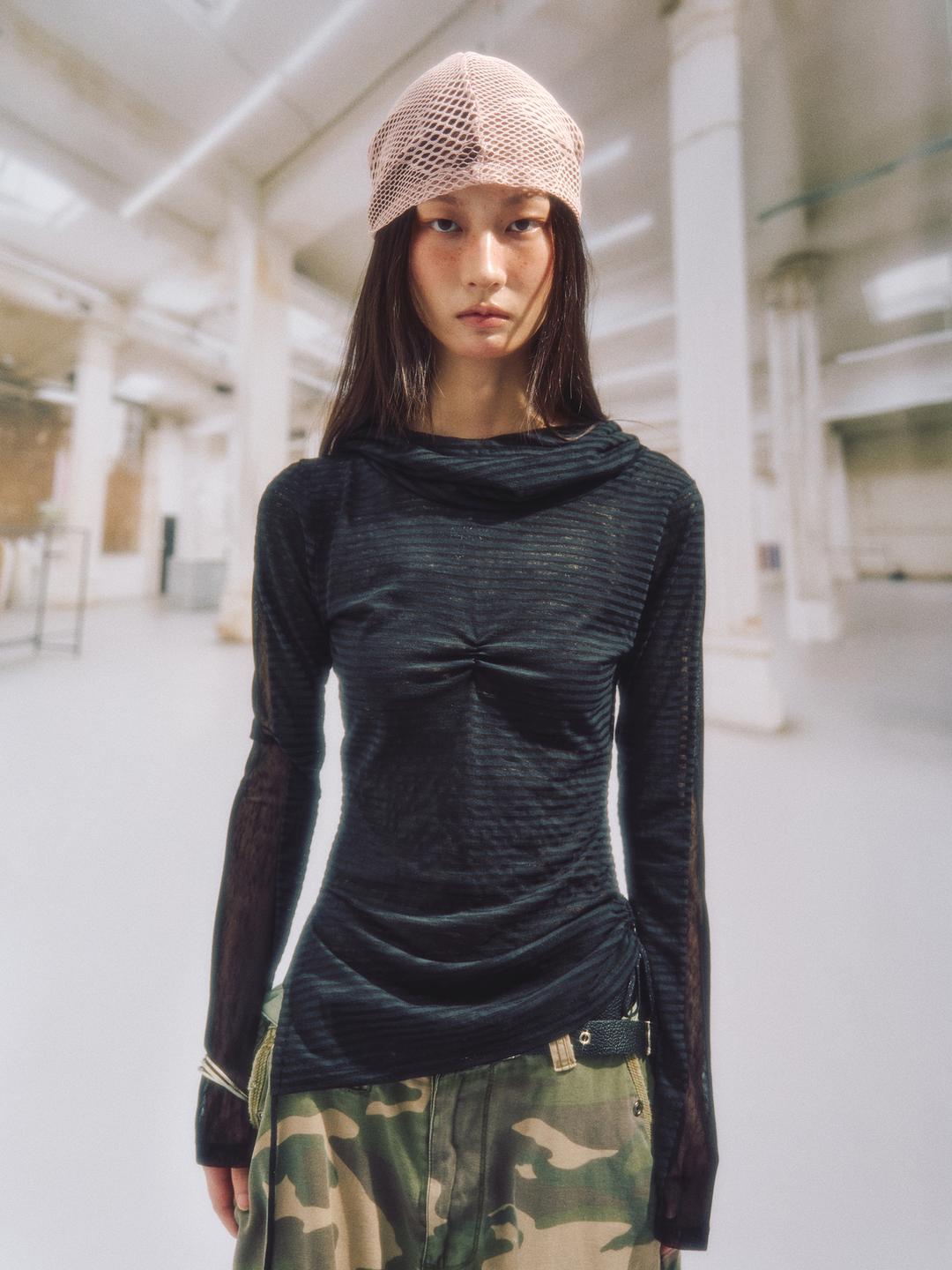 KANNA CONTRAST HOODED TOP_BLACK