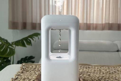 물방울이 역행하는 거꾸로 물멍 사각가습기