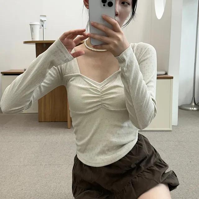 [💗주문폭주💗/빠른출고🚛]셔링 아일렛 펀칭 블라우스