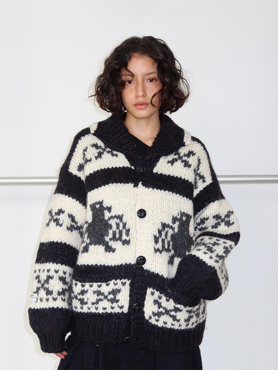 Nordic Cowichan Showl Cardigan_Black