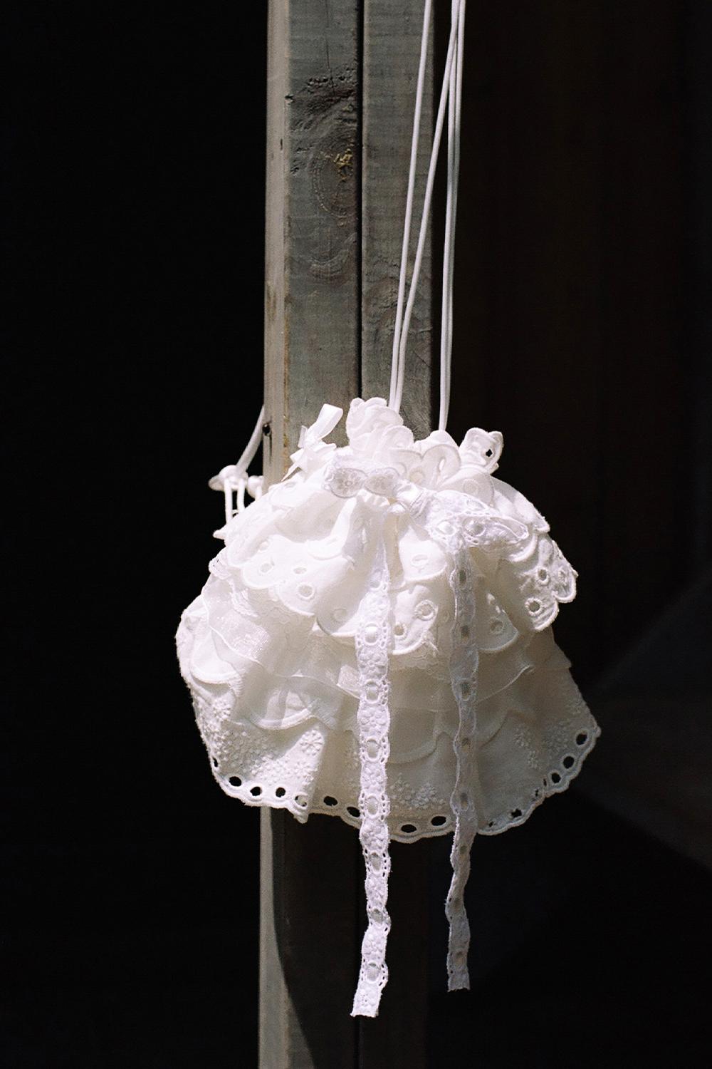 [6/11 예약배송] LACE MINI BUCKET BAG_TT4S715IV