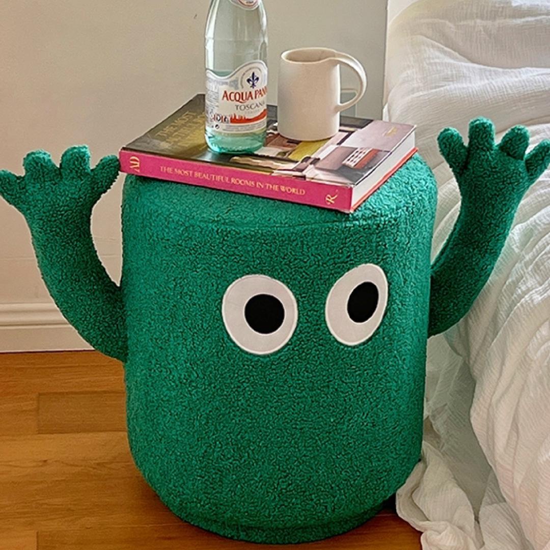 Eyes Cutie Stool 귀여운 아이즈 패브릭 화장대 미니스툴 의자