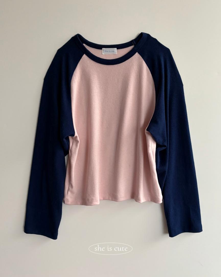 Fluffy t-shirt · 4Colors