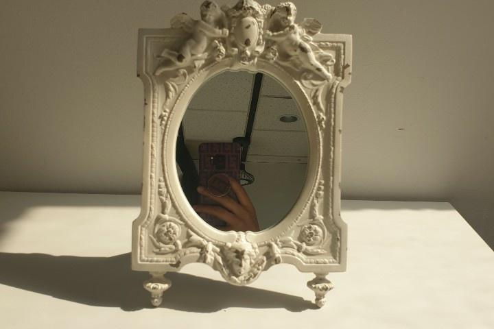 천사 화이트 쉐비 빈티지 탁상 스탠드 거울