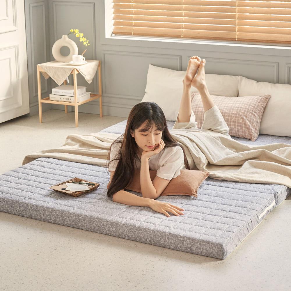 허리에좋은 3단 접이식 매트리스 바닥 침대 접는 토퍼 수면매트 단단한 매트릭스 7cm MS