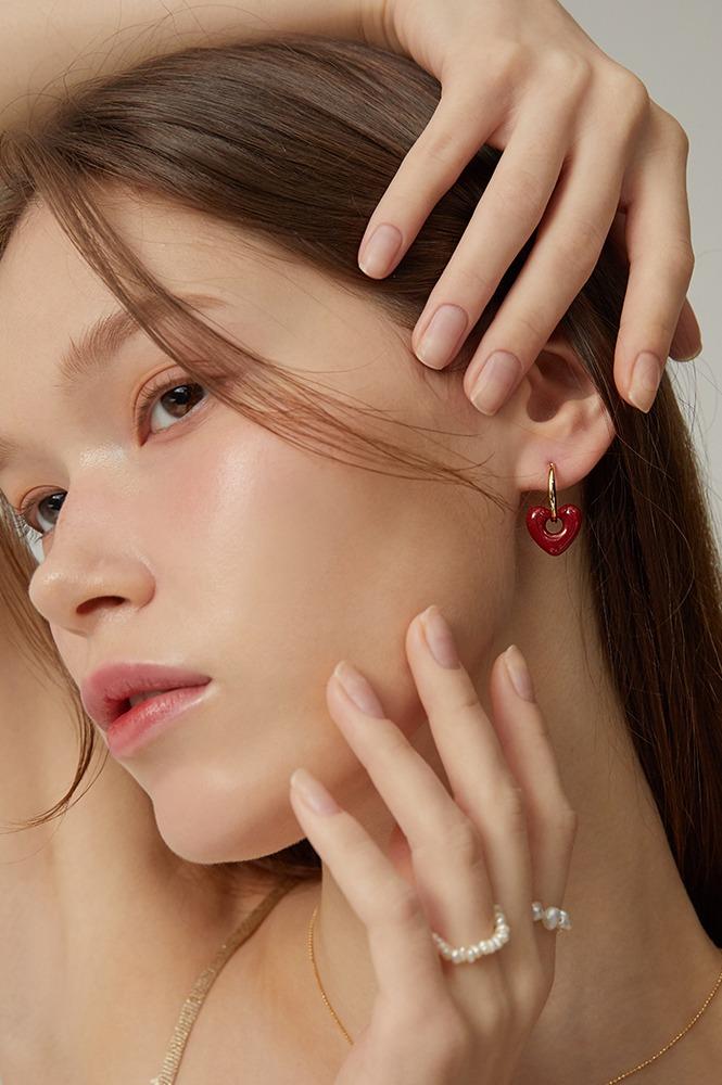 HOLLOW HEART EARRINGS (4colors) AE322011