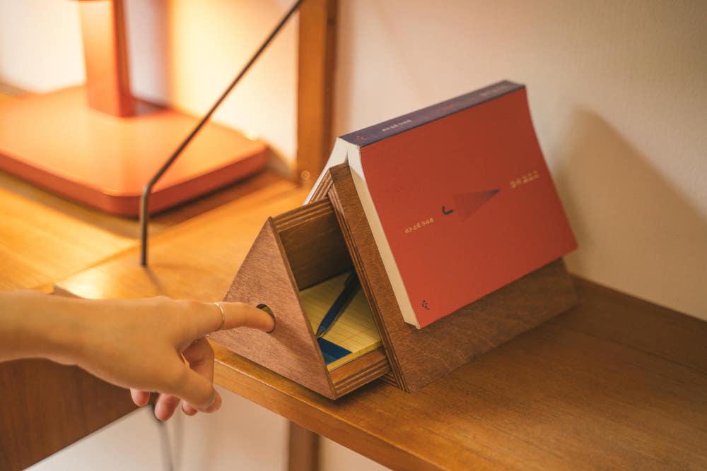 쿠오뜨 QUOTT -  심플&이너 북레스트 책갈피 책거치대 SIMPLE & INNER BOOK REST