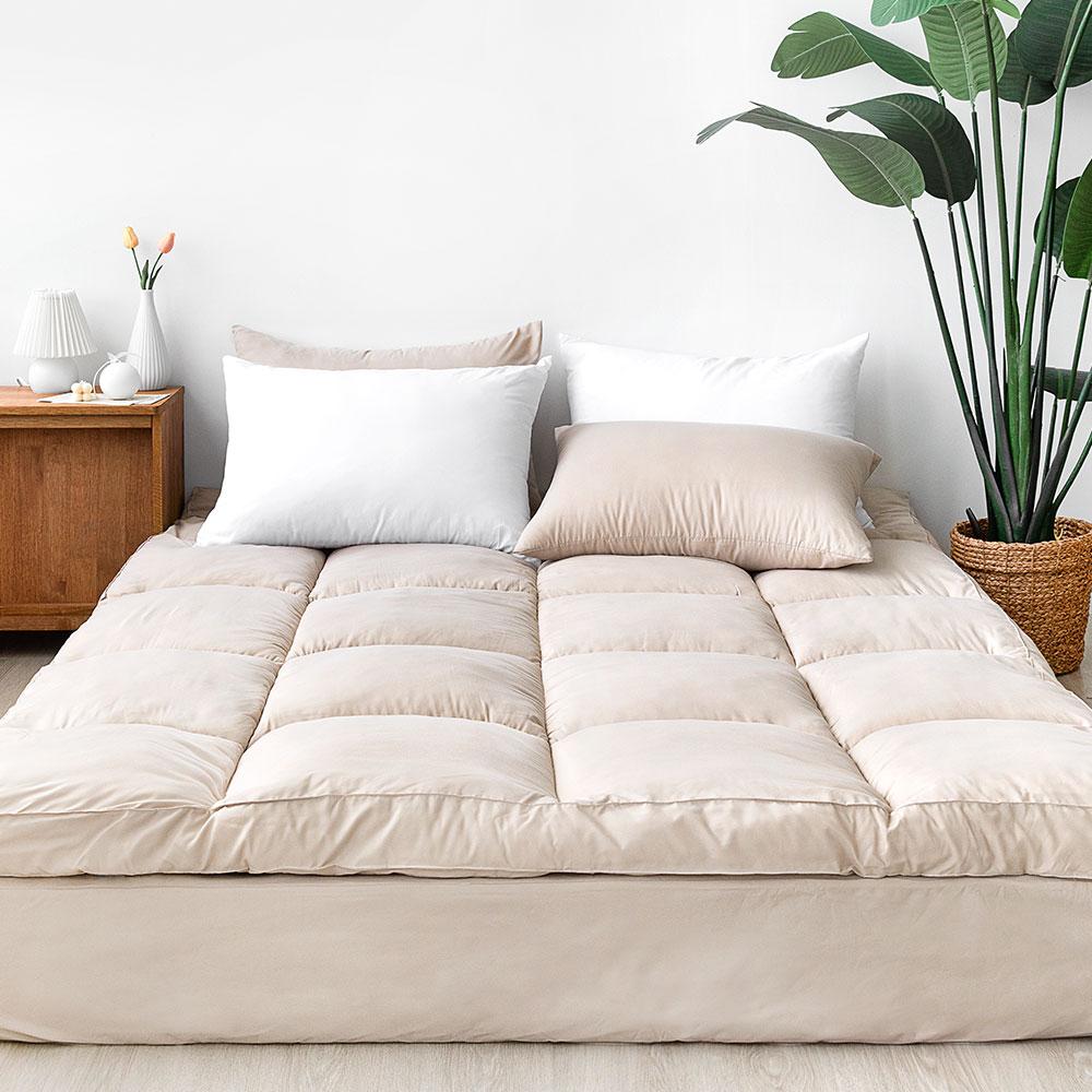 모에마일 침대토퍼 거실 푹신한 매트리스 접이식 토퍼 바닥 이불