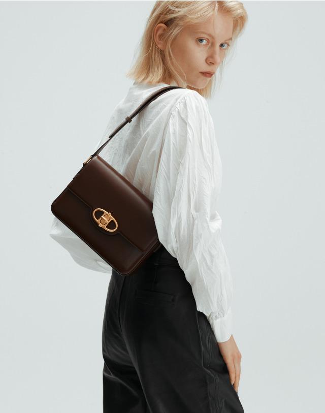 [예약발송 10/14][MERINGUE PLAIN] 버건디 보딸라또 숄더백 M