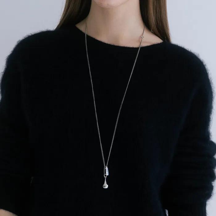 메탈 드롭 롱 목걸이_PM25N011WT
