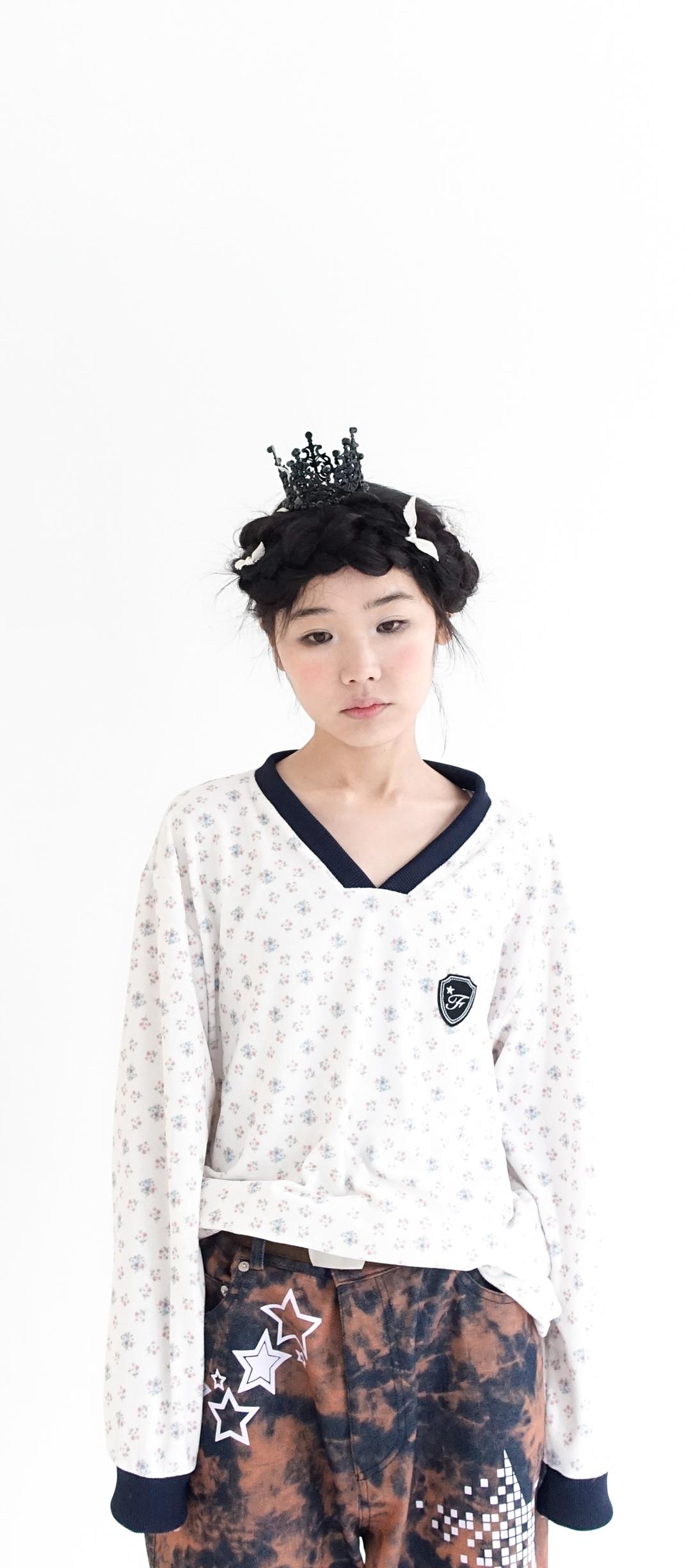 6차★[F.E.E.S] V neck flower terry shirt (ivory)