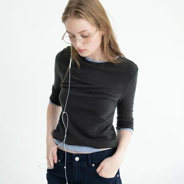 Our wool t-shirt_charcoal