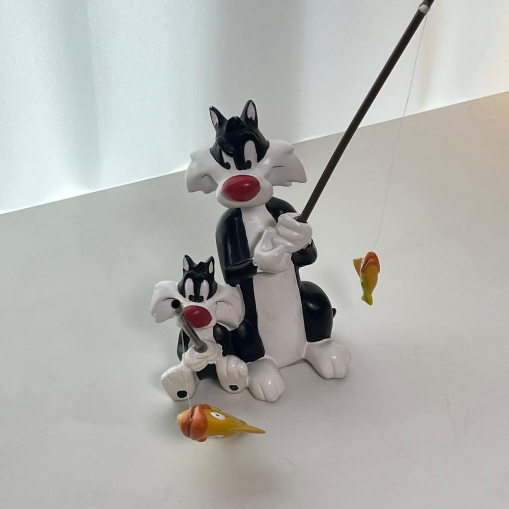 실베스터 낚시 피규어