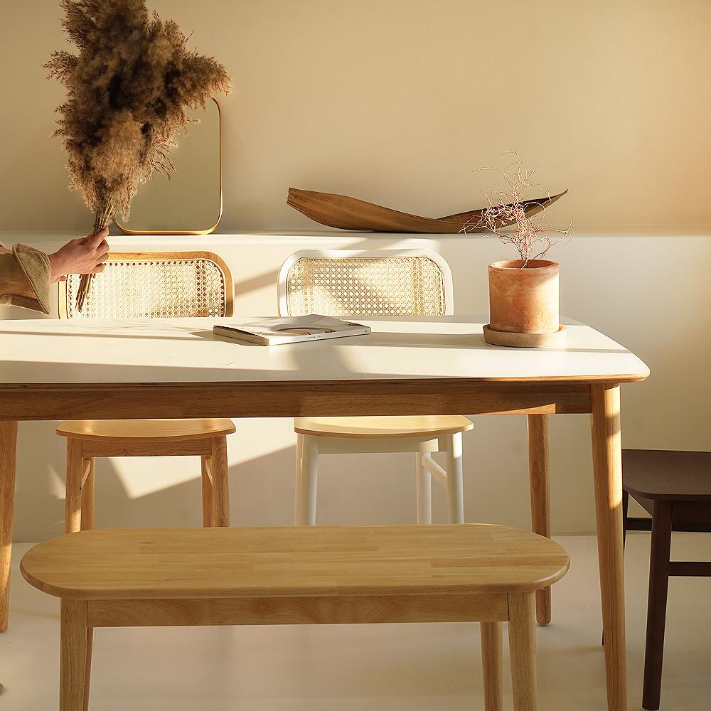 자야캠핑 카야니 양면 HPM 유칼립투스 원목 타원형 4인용 식탁 테이블 1400