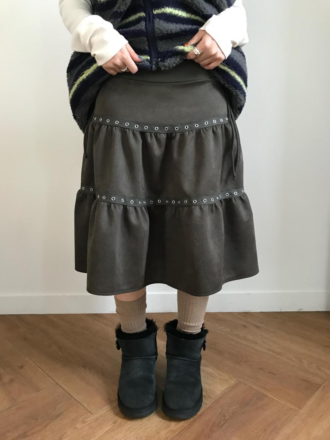 소브 (2 color) 아일렛 스웨이드 캉캉 미디 스커트