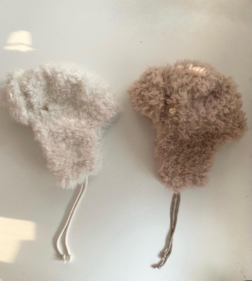 [뮤즈] amiment 아미먼트 23fw 더비 투르퍼햇 (2color)