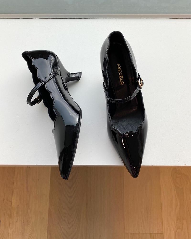 Odyssey shoes ALL black