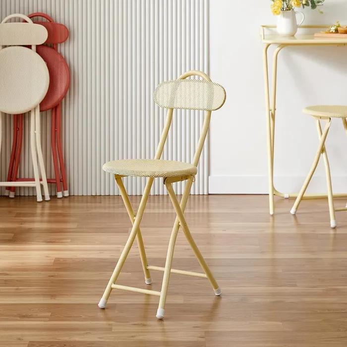 데일리 컬러플 접이식 의자 버터