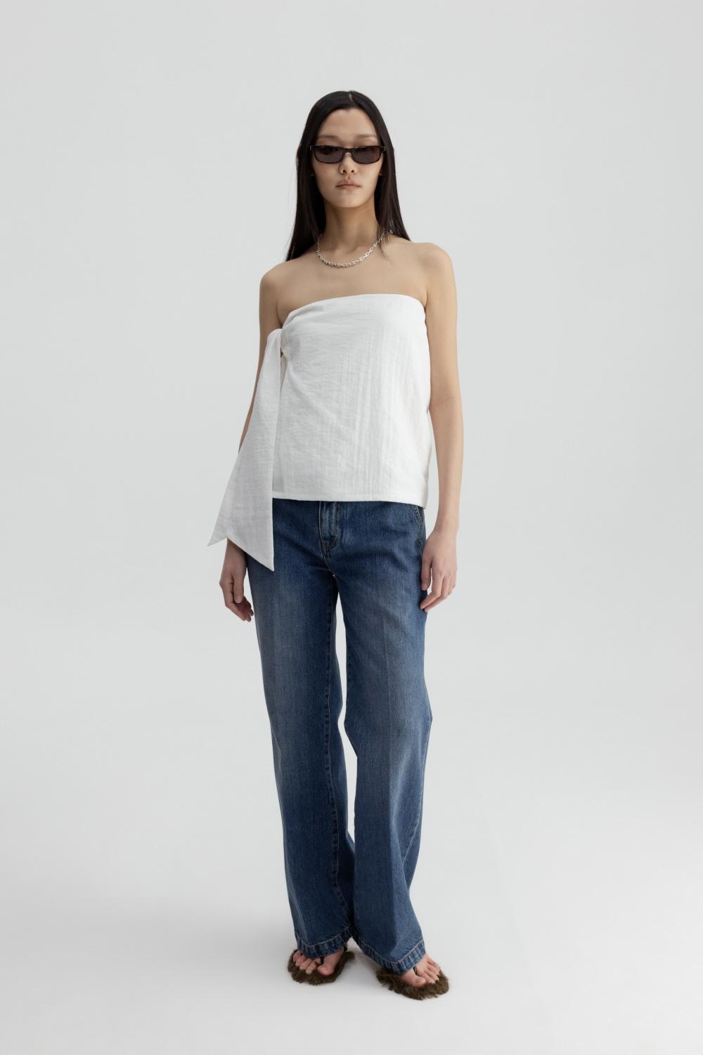 LOW-RISE WELT POCKET JEANS (BLUE)