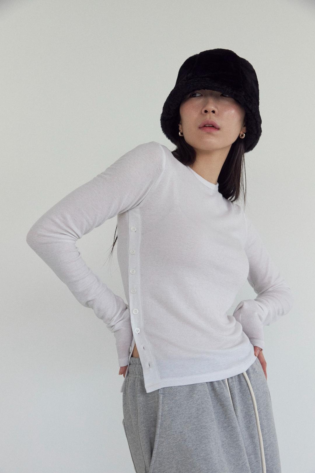 Side Slit Button Wool Top Ivory