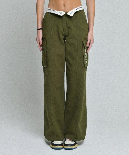 cargo pants (khaki)