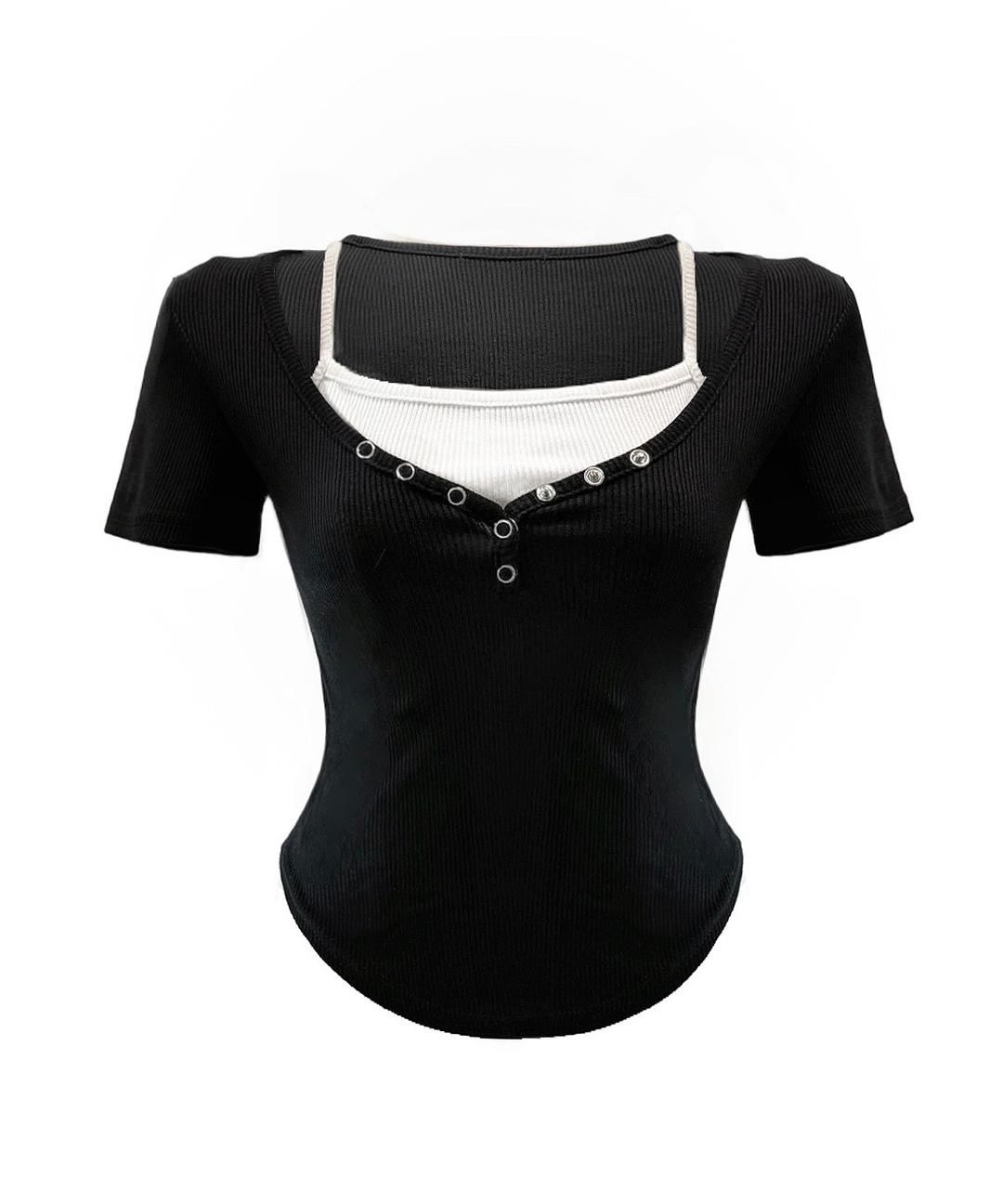 Molly snap button layered top