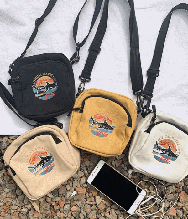 [특가]베이비샤크 미니백 크로스백 숄더백 가방 핸드폰가방