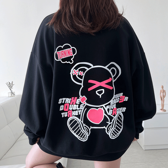 (700장돌파!/면/기모선택/~99) 남여공용 박스 오버핏 곰돌이 빅프린팅 맨투맨 4color