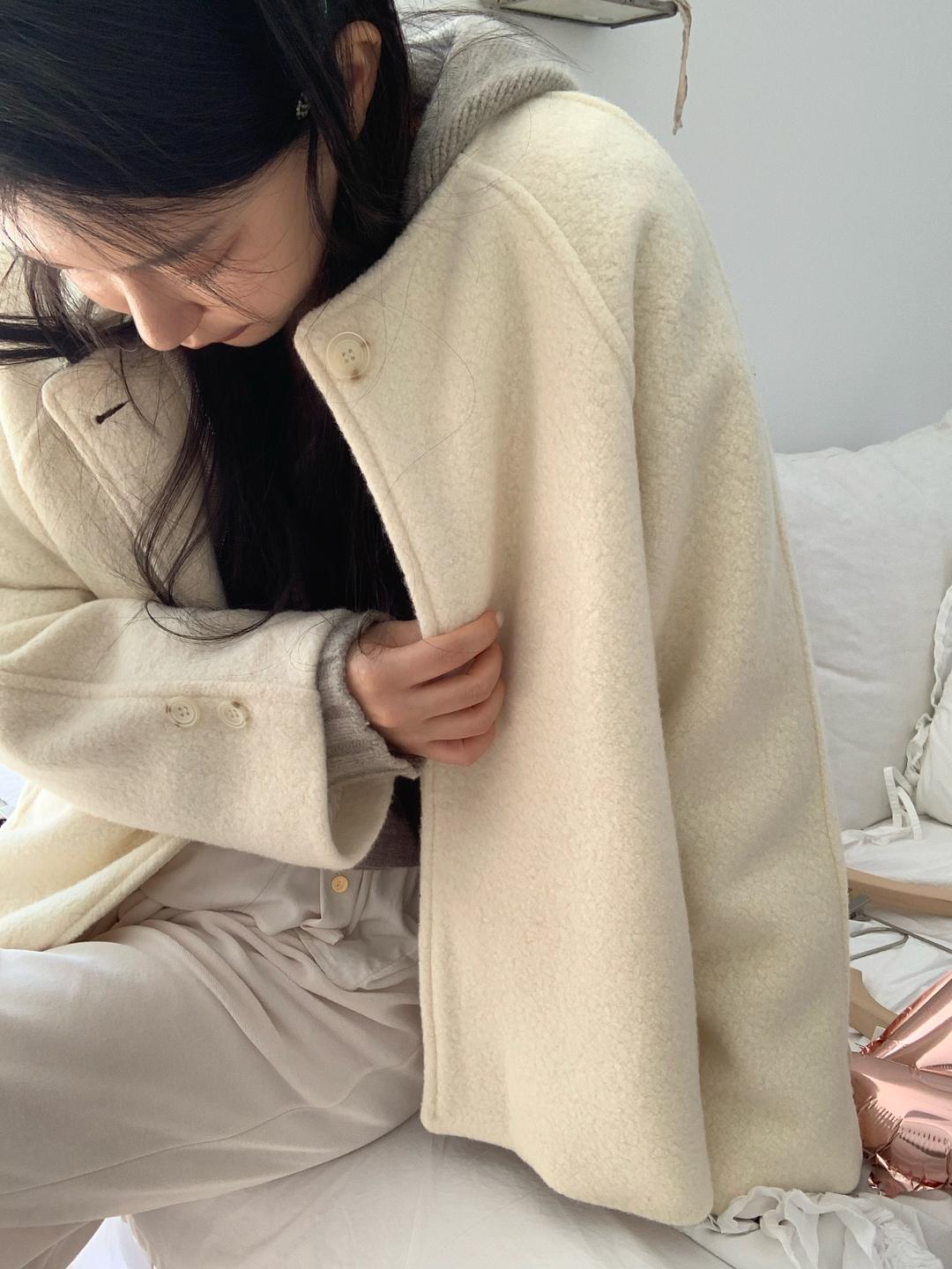 *IN THE VASE made* Creaming alpaca coat [2colors]
