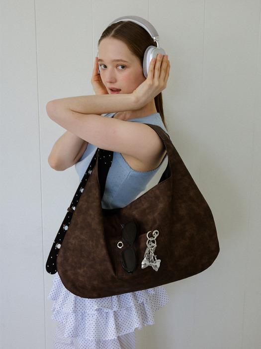 BUCKLE REVERSIBLE SHOULDER BAG_BROWN
