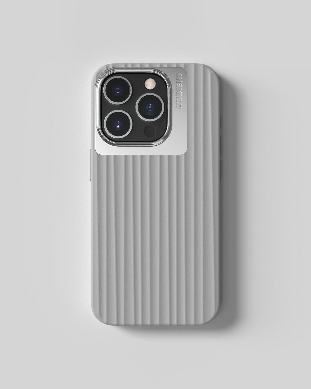 Bold Case MagSafe - Chrome Grey - iPhone 15 Pro