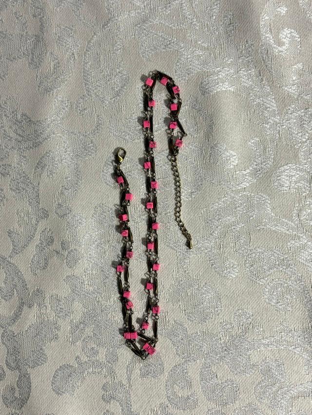 Wwood) pink Indian choker