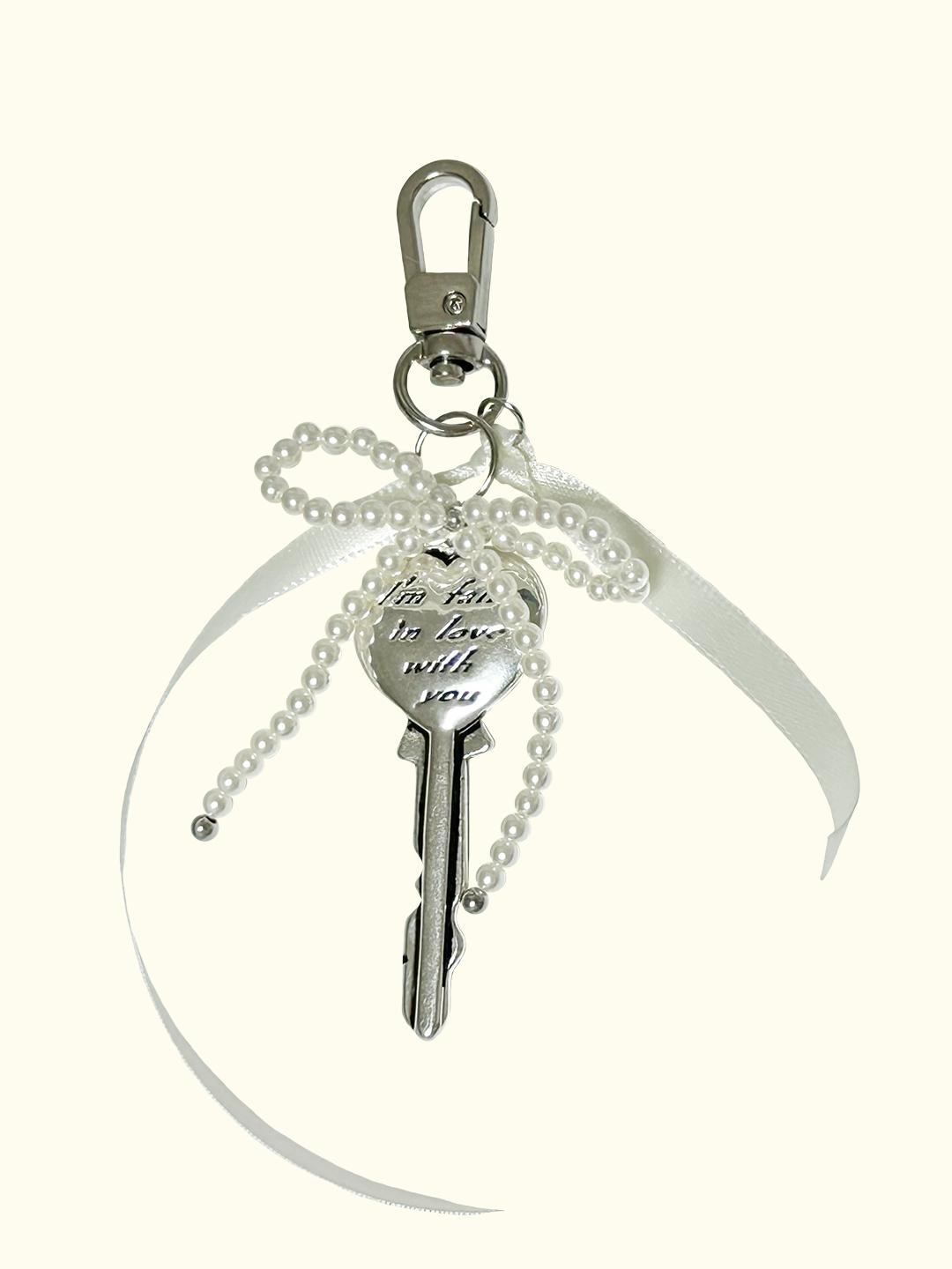 ribbon heart key keyring