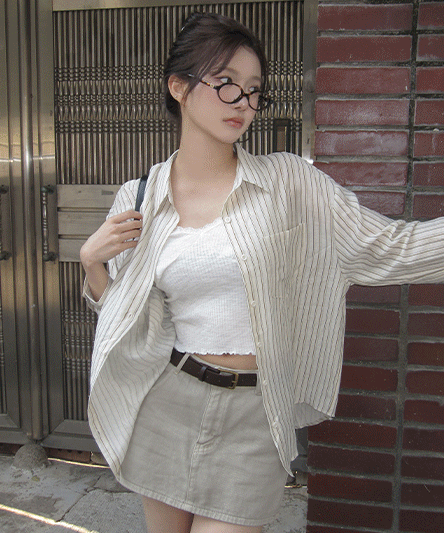 [여름까지🤎/데일리] 히치 스트라이프 세미 오버 셔츠-2color
