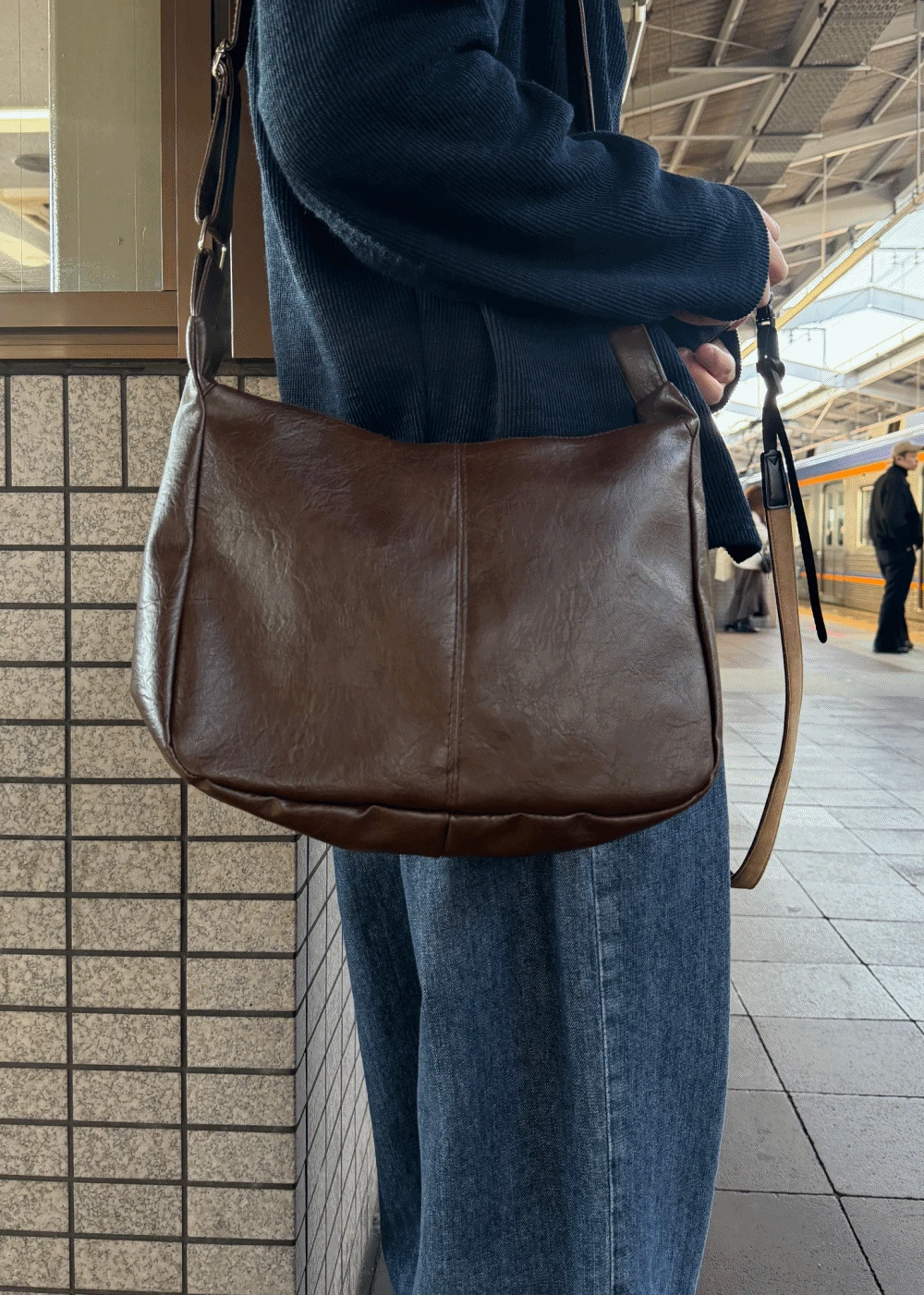 [1+1 추가할인 / 기획특가 19,900원] 빈티지 레더 크로스백